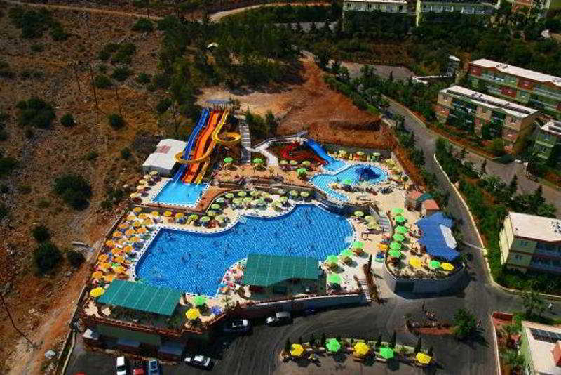 Aqua Sun Village Limenas Chersonisou Exterior foto